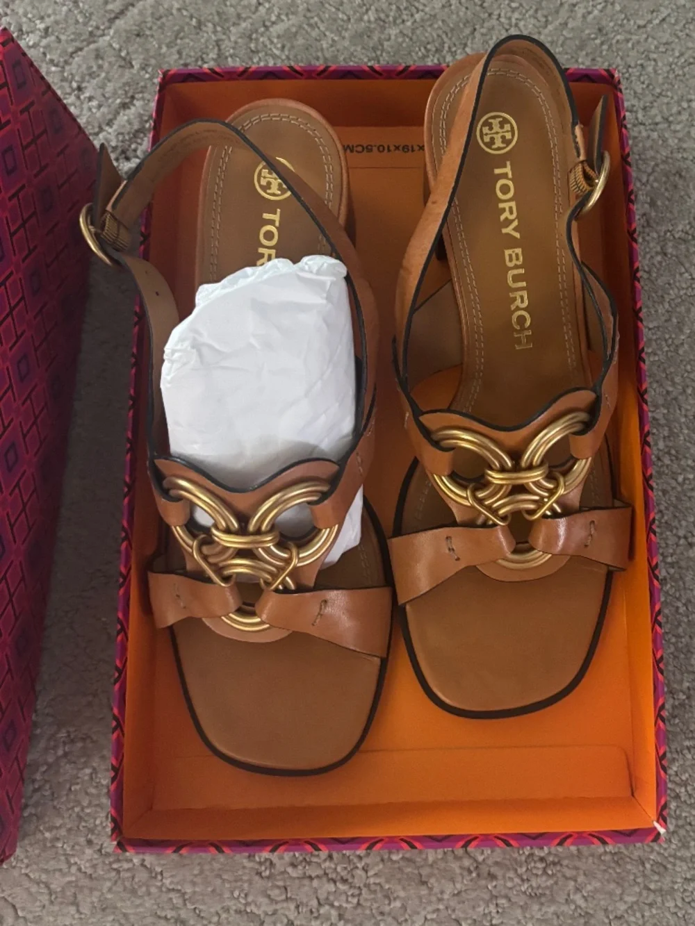 Tory Burch Ring Mid Heel Sandal: Size 10